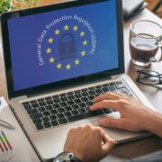 Gestoría sancionada con 4.000 euros por compartir documentación de un cliente sin consentimiento